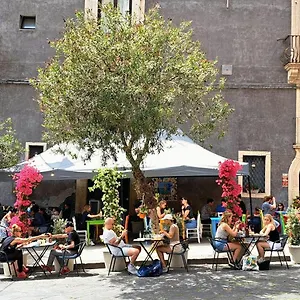 Finestre Sul Teatro - - Parking Included , CTA Italien